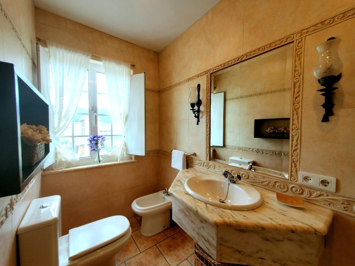 Apartamentos Turisticos Rosa รีบาเดโอ ภายนอก รูปภาพ