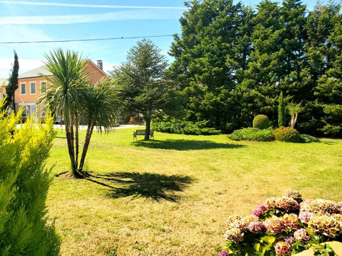 Apartamentos Turisticos Rosa รีบาเดโอ ภายนอก รูปภาพ